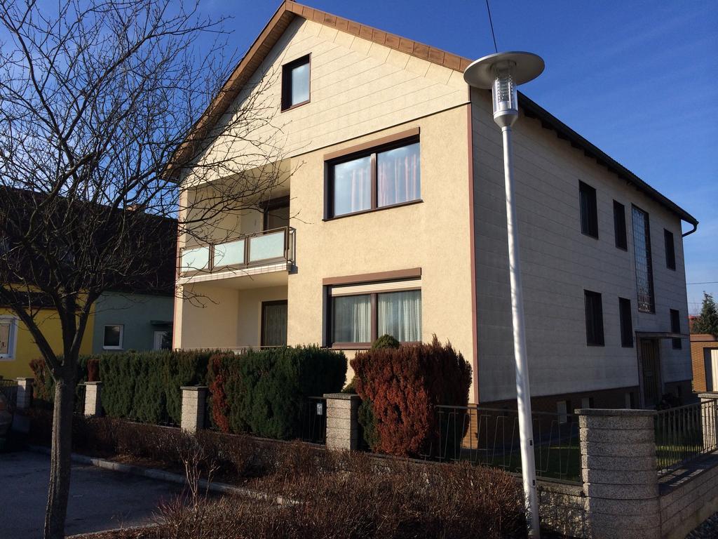 Easyapartments Leo Linz Exterior photo